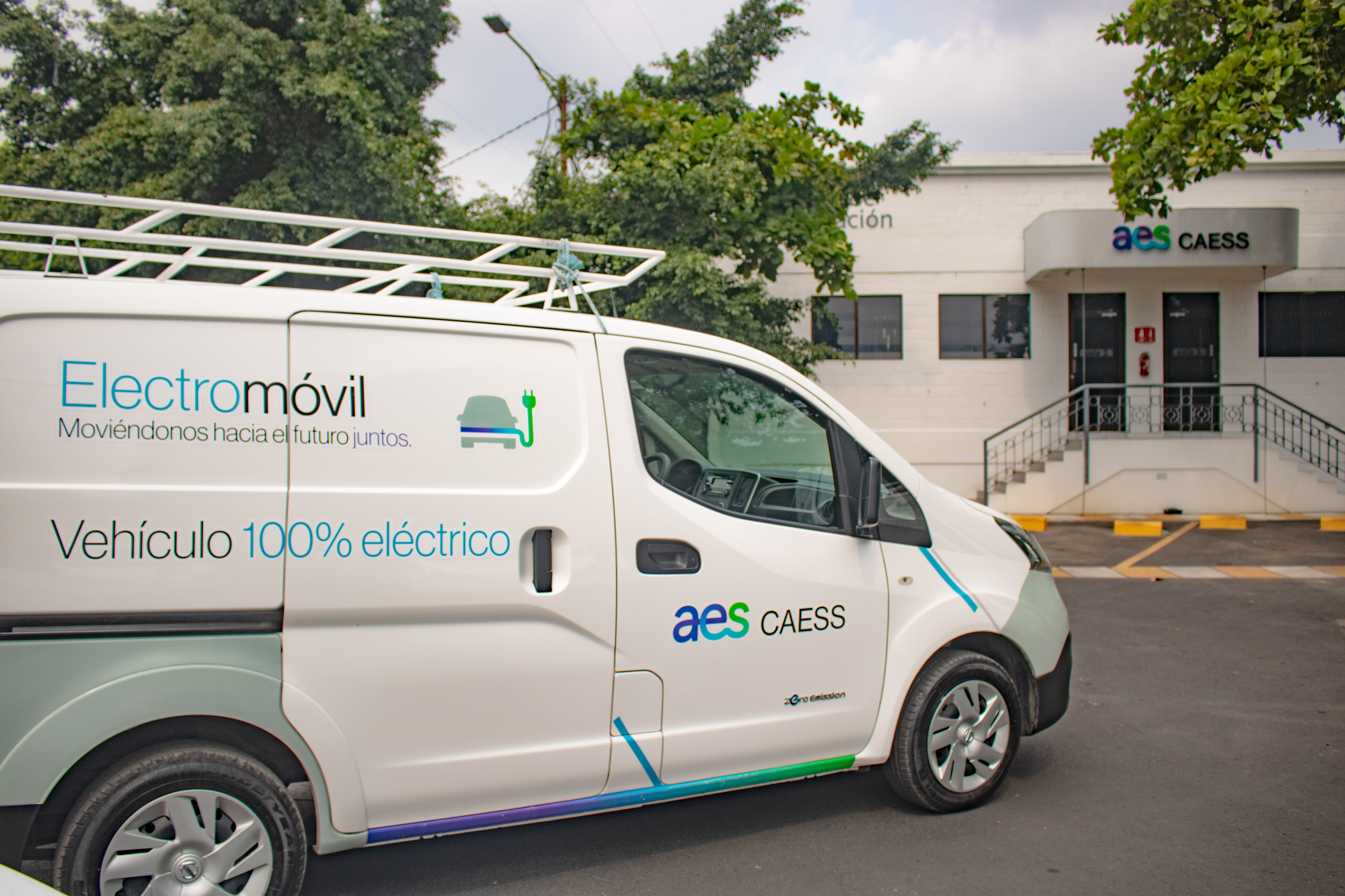AES-El-Salvador-Electromovilidad