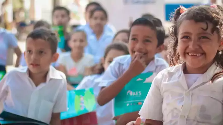 Image of children from Egergía Magicá