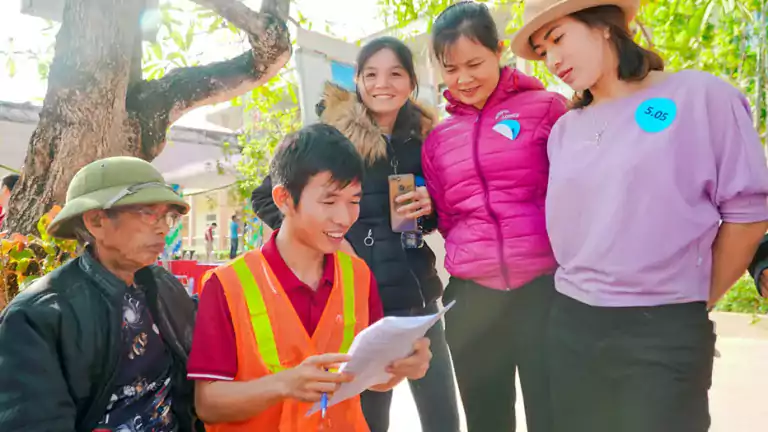 Image of people from Vietnam Values Day