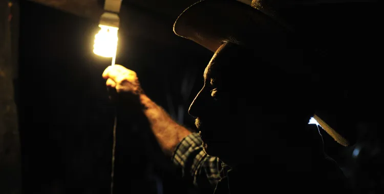 LightES