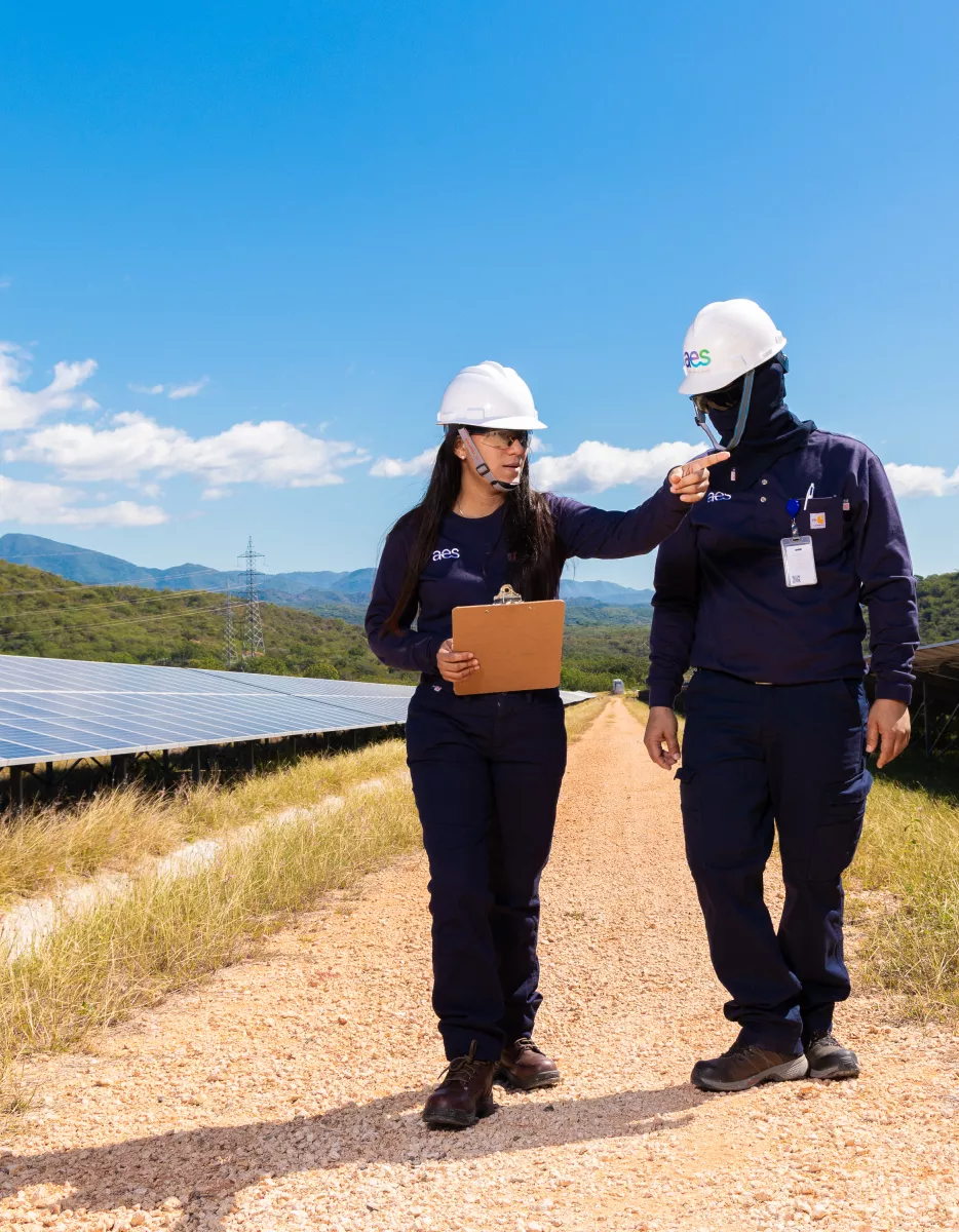 /sites/global/files/styles/parallax_hero_first_image/public/2025-03/People.%20Bayasol.%20AES%20Dominicana.%202024%20%284%29%20%282%29.jpg.webp?h=fa1c963e&itok=k14a_TFu