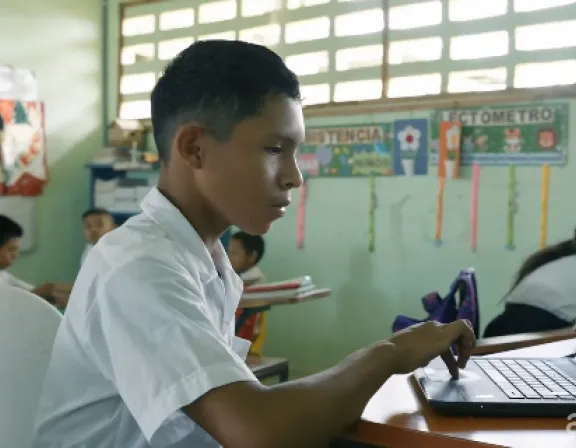 AES Panama electrification school