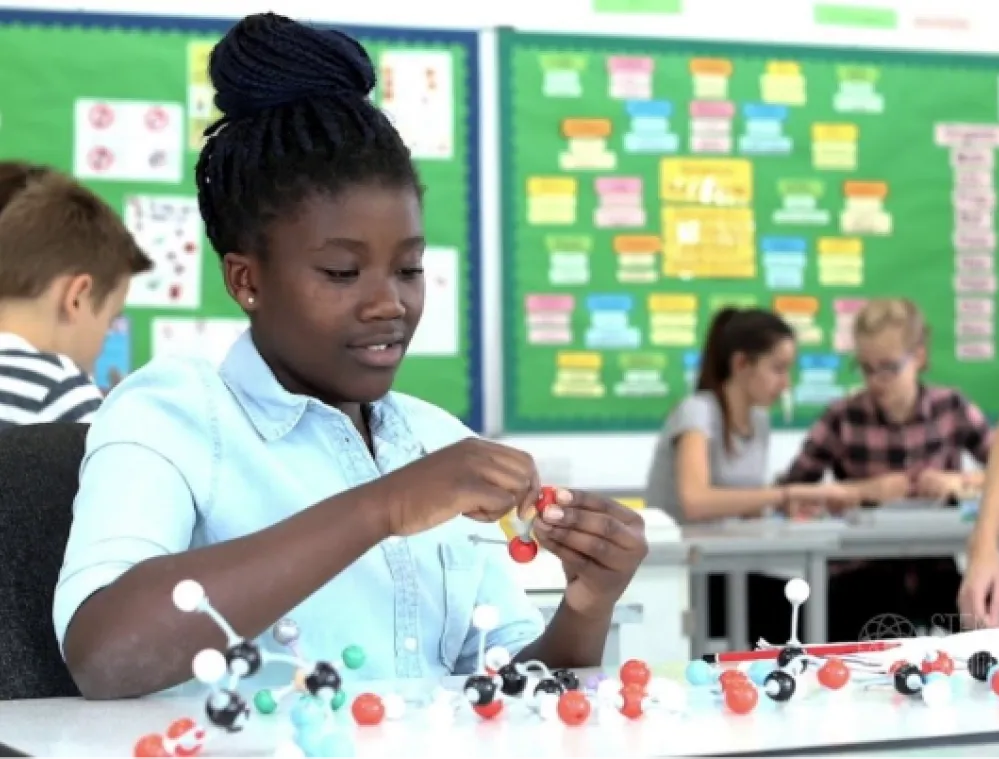A child working on a model of molecules AI-generated content may be incorrect_.png (610.94 KB)